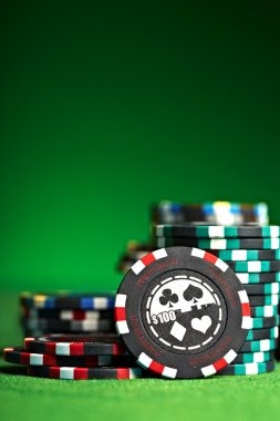 Live stream loads in seconds on mobile prize hk mobile app showing French Roulette live stream and betting interface
